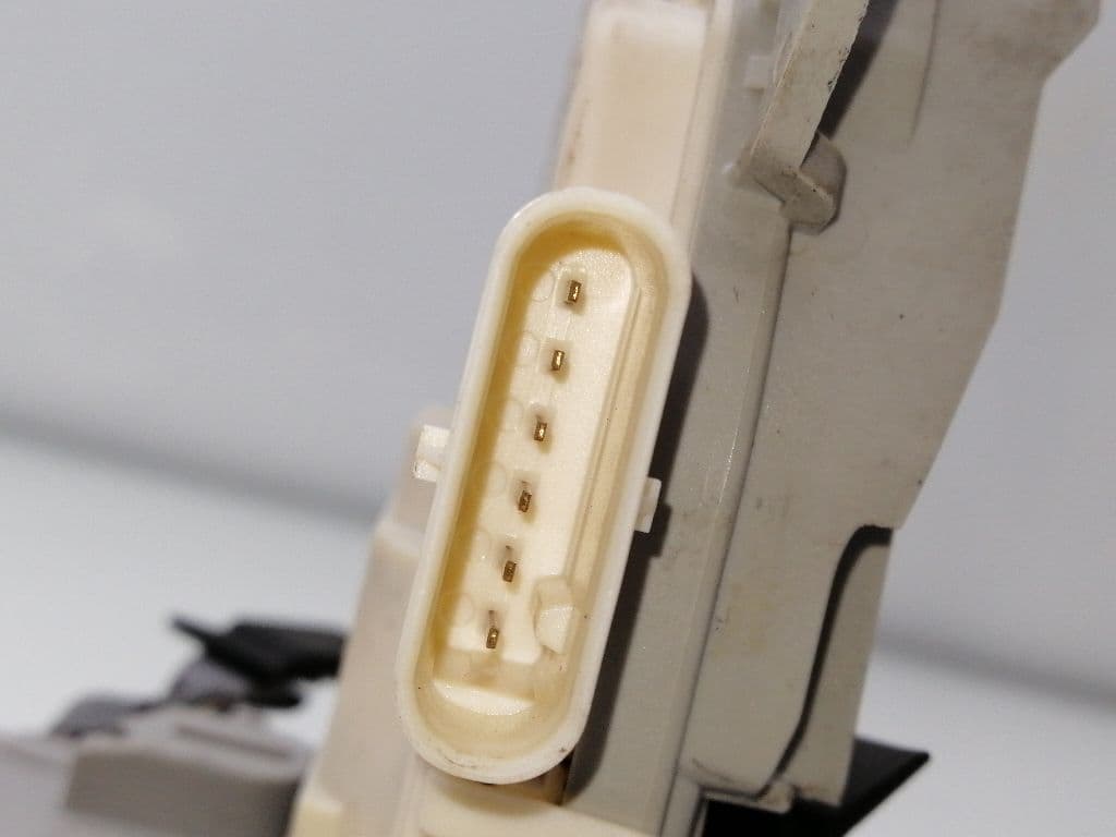 Cerradura puerta trasera derecha SEAT ALTEA XL (5P5) 2