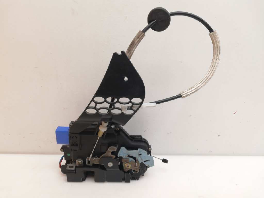 Cerradura puerta delantera derecha VOLKSWAGEN TOUAREG (7L6) 3