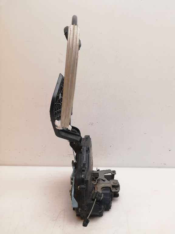 Cerradura puerta delantera derecha VOLKSWAGEN TOUAREG (7L6) 2