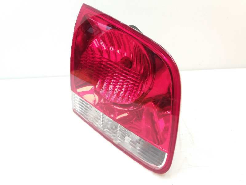 Piloto trasero izquierdo VOLKSWAGEN TOUAREG (7L6) 4