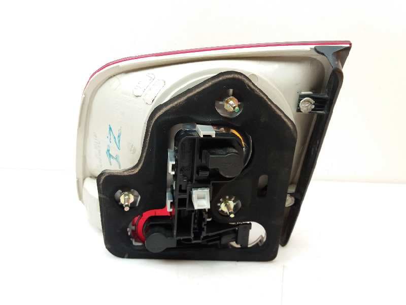 Piloto trasero izquierdo VOLKSWAGEN TOUAREG (7L6) 3