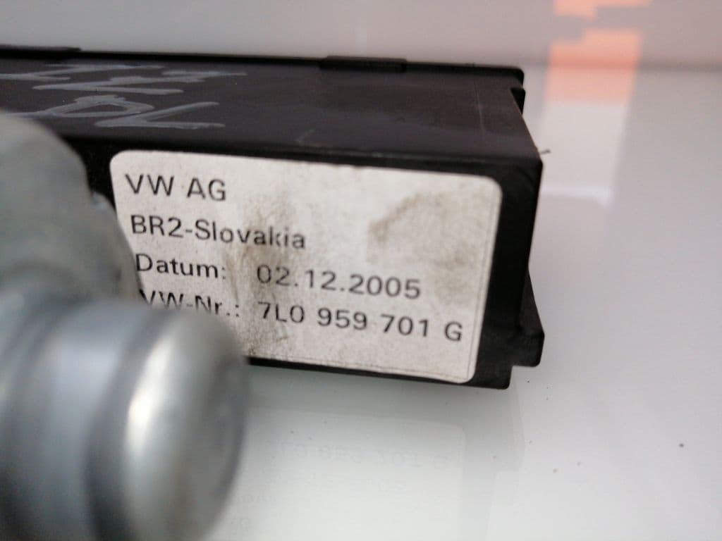 Motor elevalunas delantero izquierdo VOLKSWAGEN TOUAREG (7L6) 3