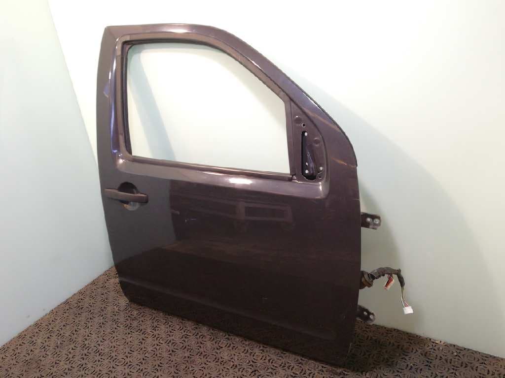 Puerta delantera derecha NISSAN NP300 PICK-UP (D23)