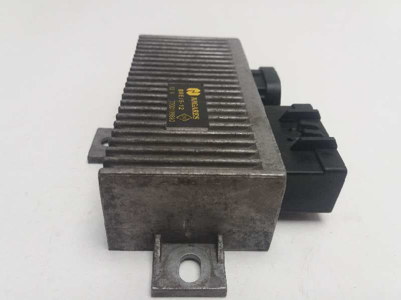 Caja precalentamiento RENAULT TRAFIC FURGÓN 4