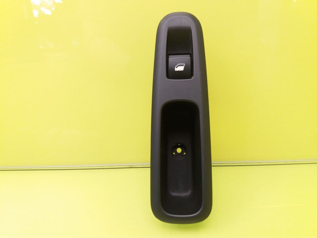 Mando elevalunas trasero izquierdo PEUGEOT 3008