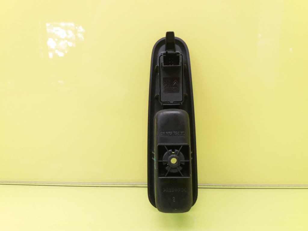 Mando elevalunas trasero izquierdo PEUGEOT 3008 2