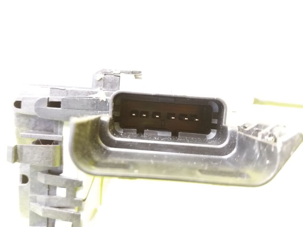 Cerradura puerta trasera izquierda PEUGEOT 3008 2