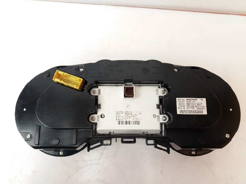 Cuadro instrumentos PEUGEOT 3008 2