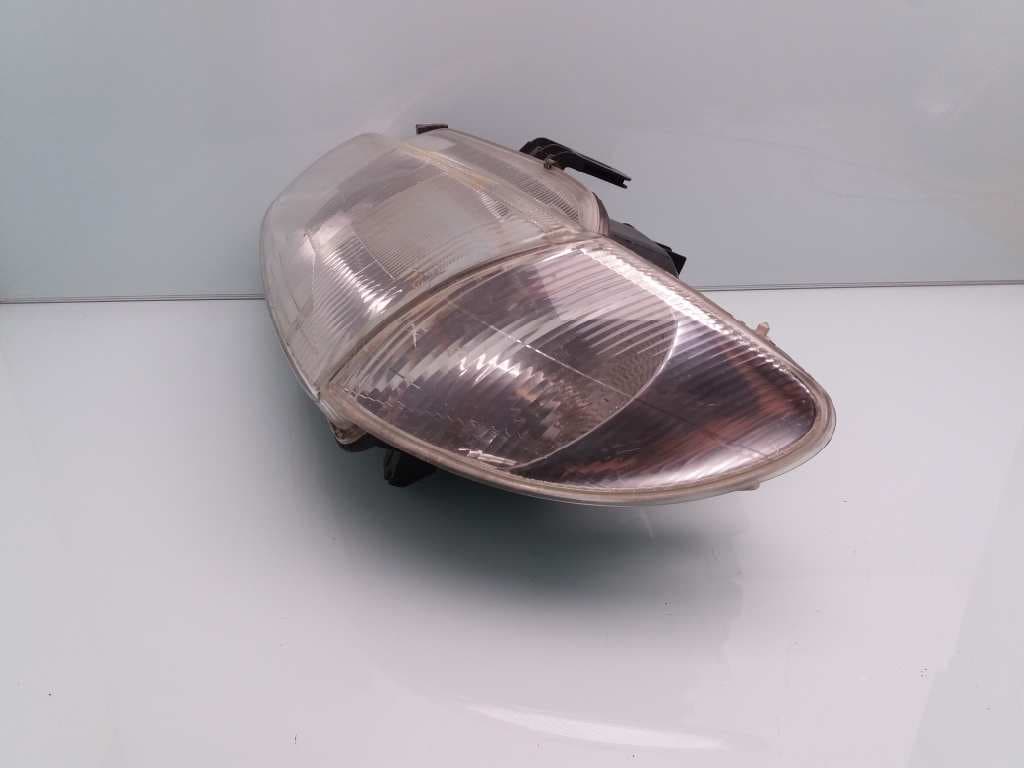 Faro izquierdo RENAULT MEGANE I COACH/COUPE (DA0) 3