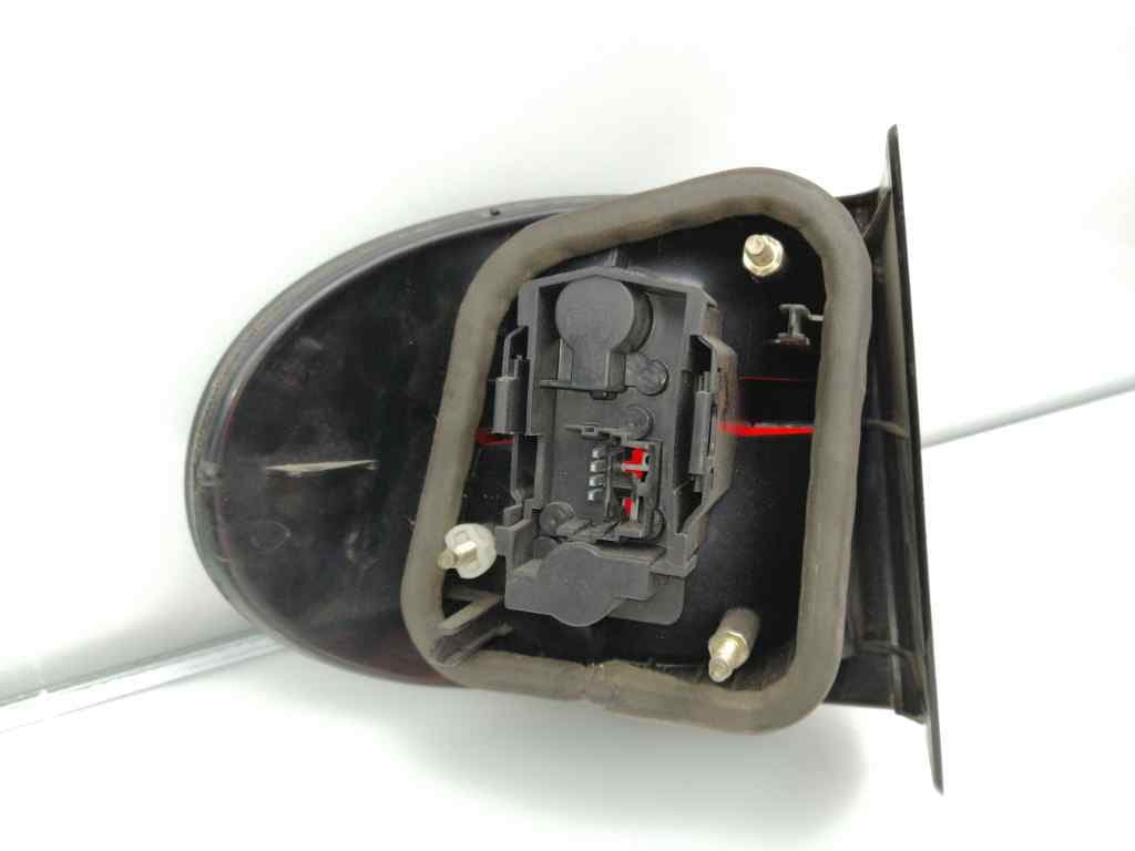 Piloto trasero derecho RENAULT MEGANE I COACH/COUPE (DA0) 2