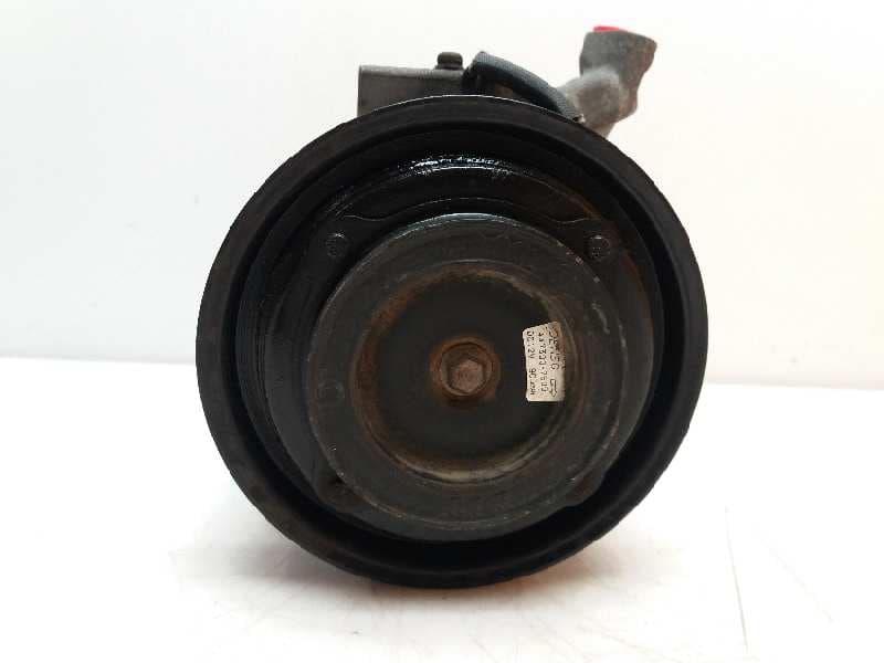 Recambio TOYOTA RAV 4 (A2) ref. 8832042080 5