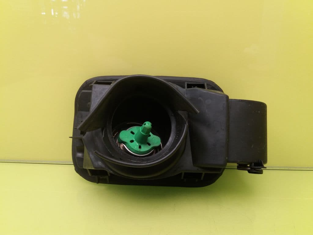 Tapa exterior combustible BMW SERIE 5 BERLINA (E39) 2