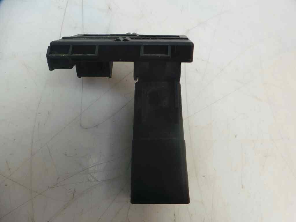 Caja precalentamiento AUDI A3 (8P) 2