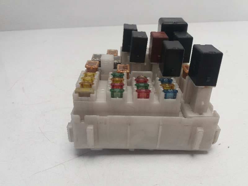 Caja reles / fusibles TOYOTA RAV 4 (A2) 4