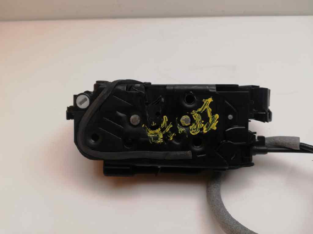 Cerradura puerta trasera izquierda SEAT IBIZA SC (6P5) 5
