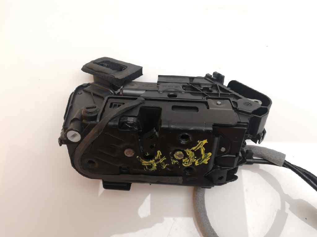 Cerradura puerta trasera izquierda SEAT IBIZA SC (6P5) 4