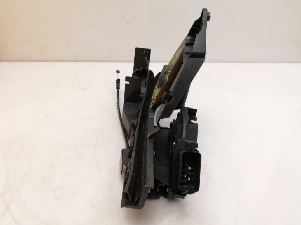 Cerradura puerta delantera derecha FORD FOCUS BERLINA (CAP) 4