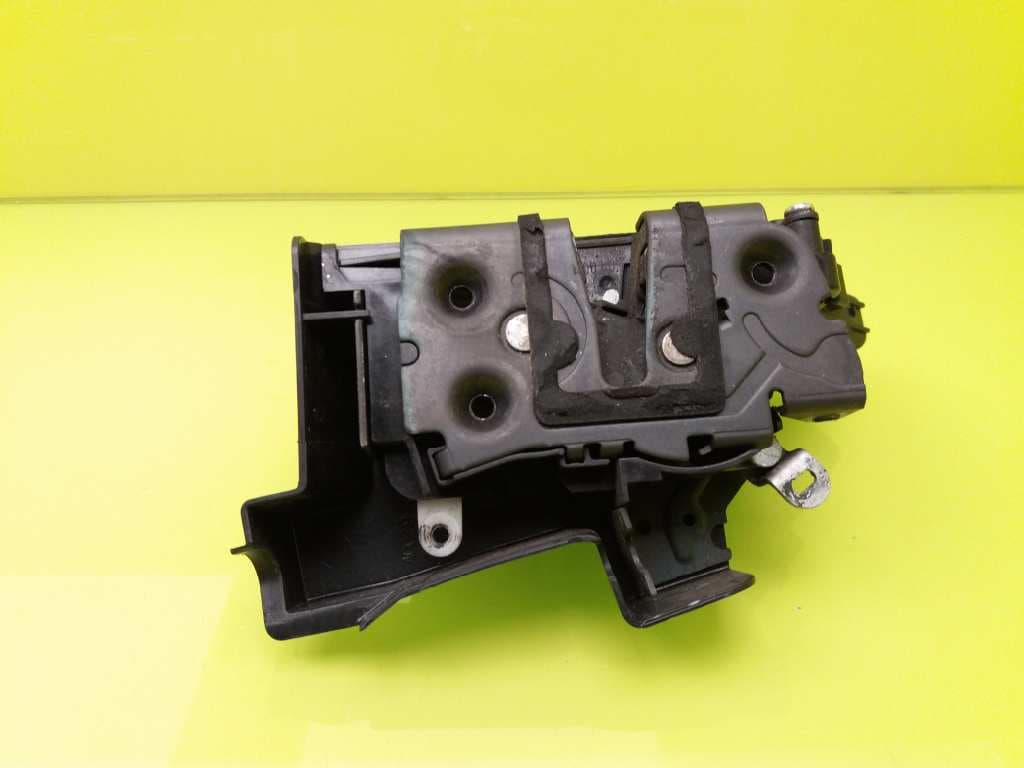 Cerradura puerta delantera izquierda FORD FOCUS BERLINA (CAP)