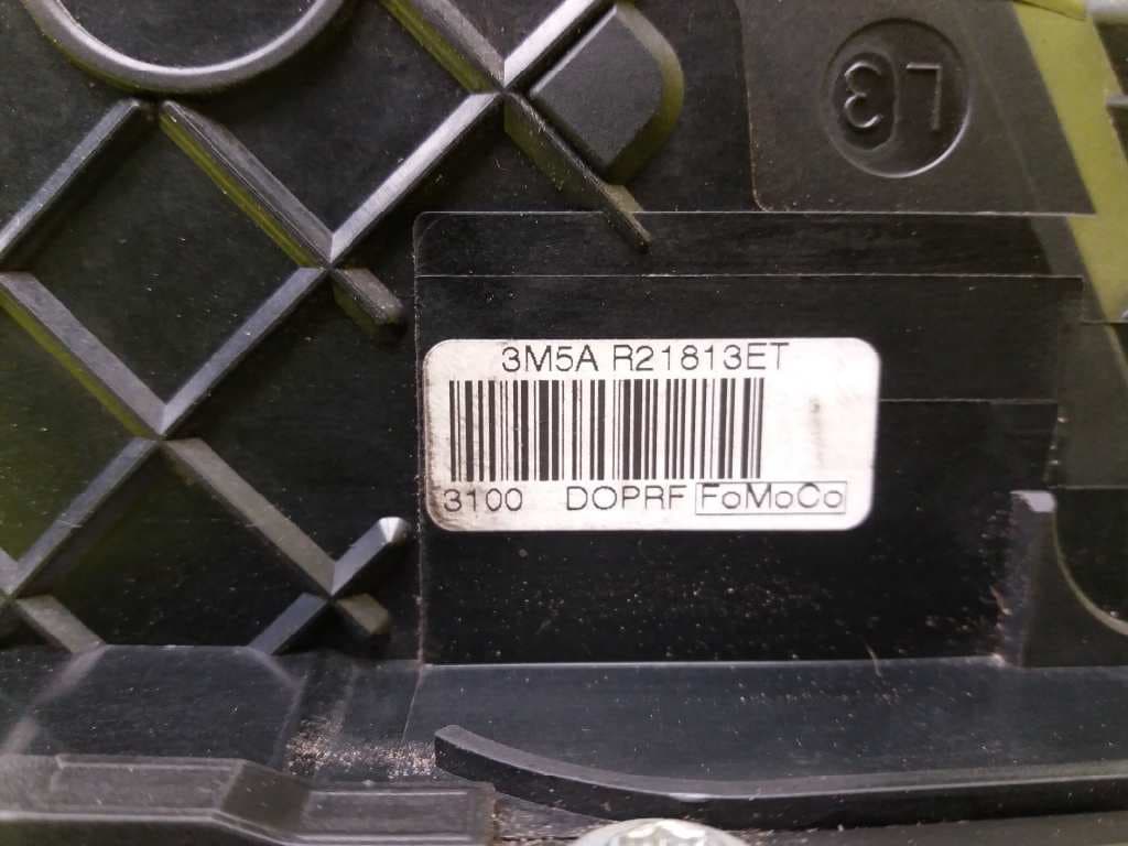 Cerradura puerta delantera izquierda FORD FOCUS BERLINA (CAP) 3