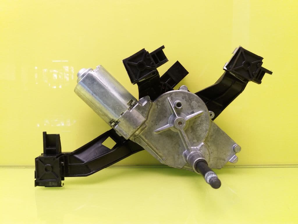Motor limpia trasero PEUGEOT 207