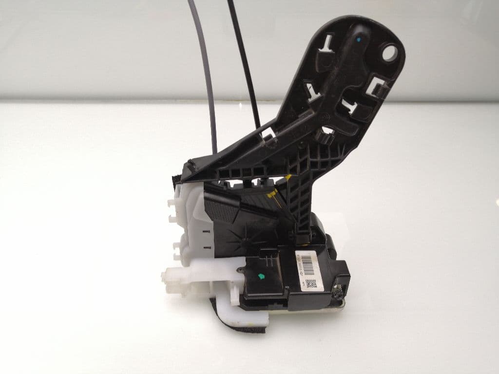 Cerradura puerta delantera derecha HYUNDAI ELANTRA (XD) 2