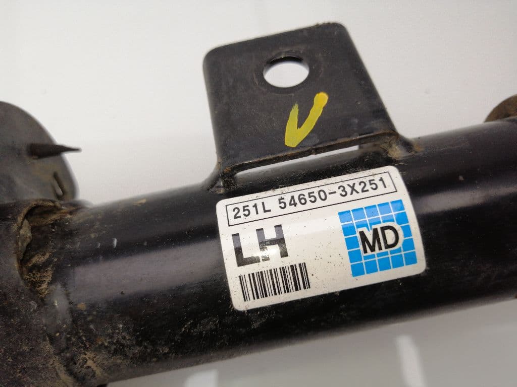 Amortiguador delantero izquierdo HYUNDAI ELANTRA (XD) 2