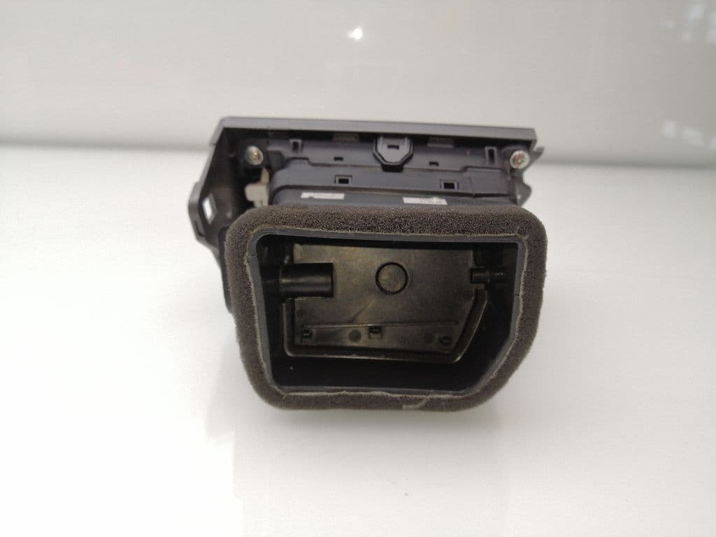 Plastico HYUNDAI ELANTRA (XD) 3
