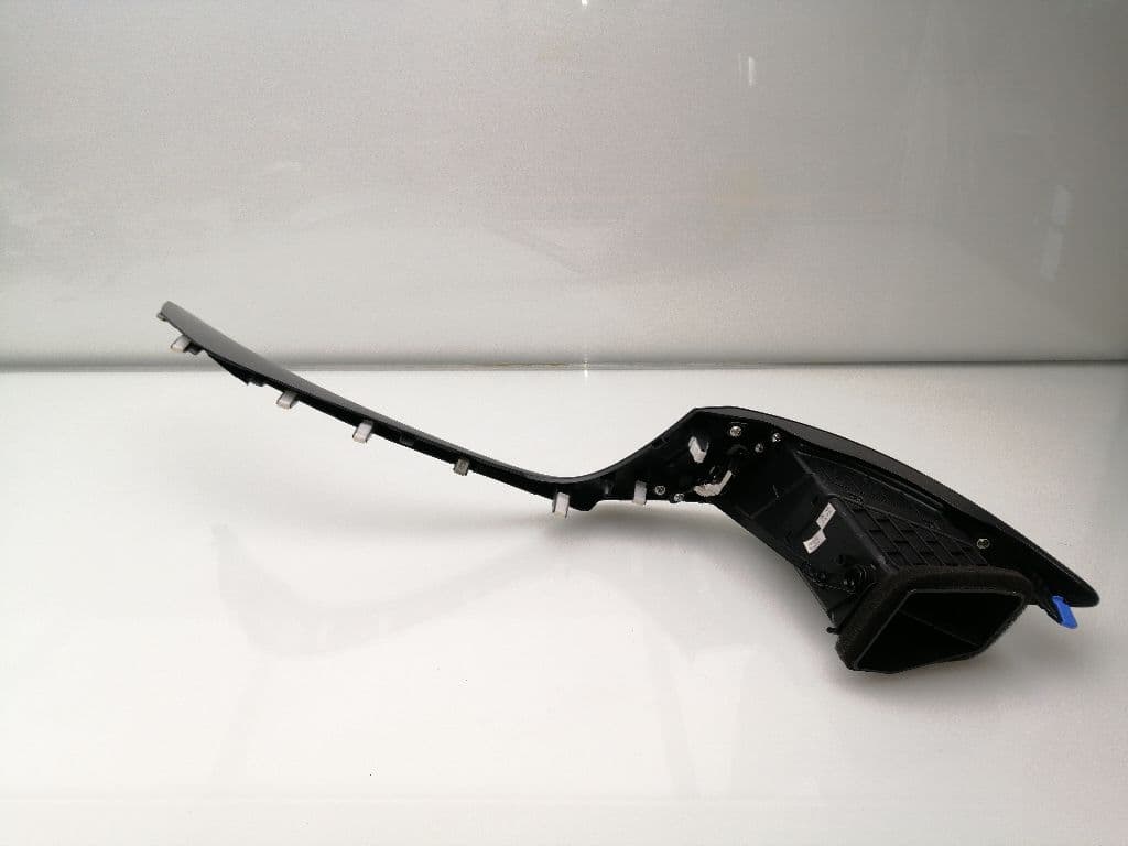Plastico HYUNDAI ELANTRA (XD) 2