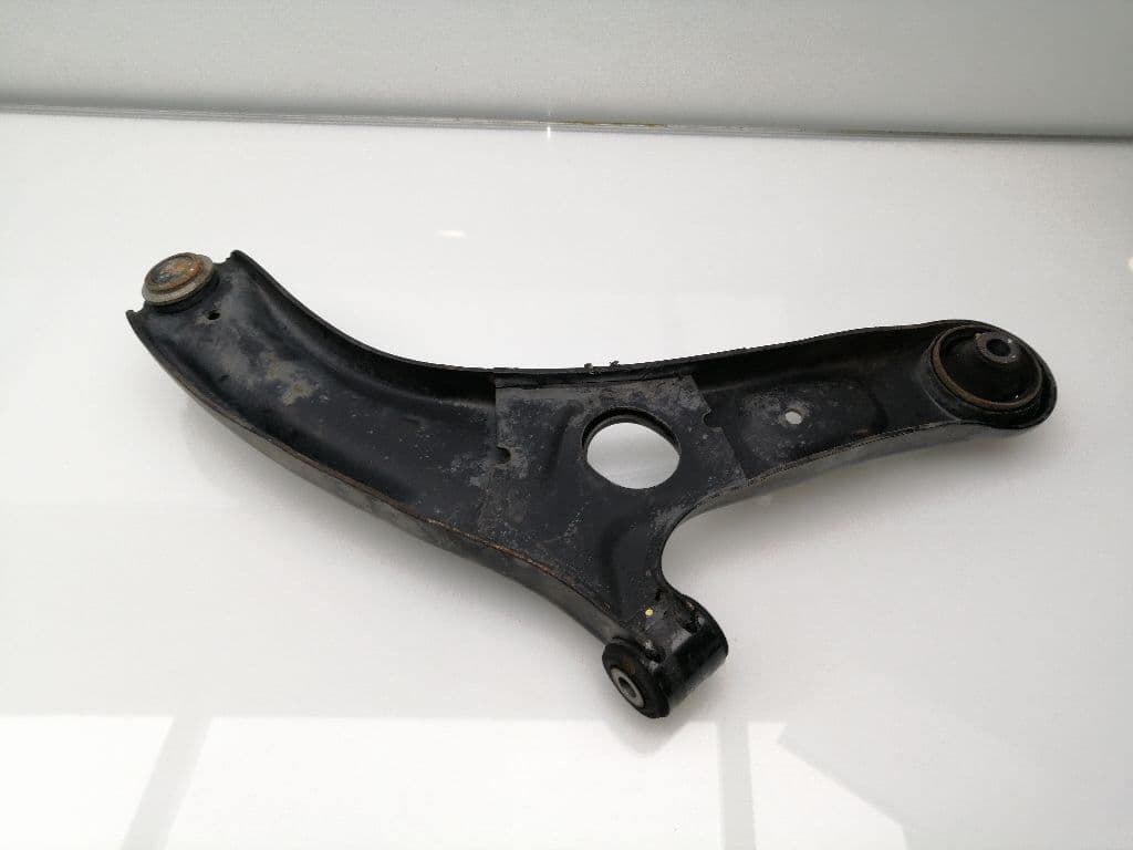Brazo suspension inferior delantero izquierdo HYUNDAI ELANTRA (XD) 3