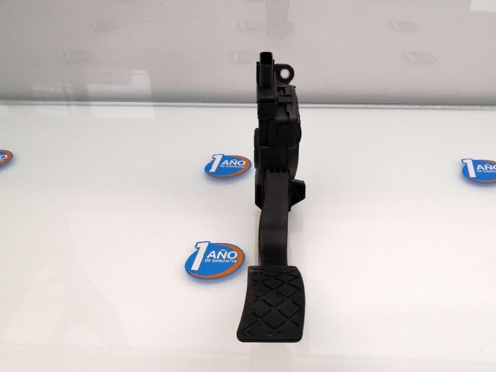 Pedal acelerador AUDI A4 BERLINA (8E)