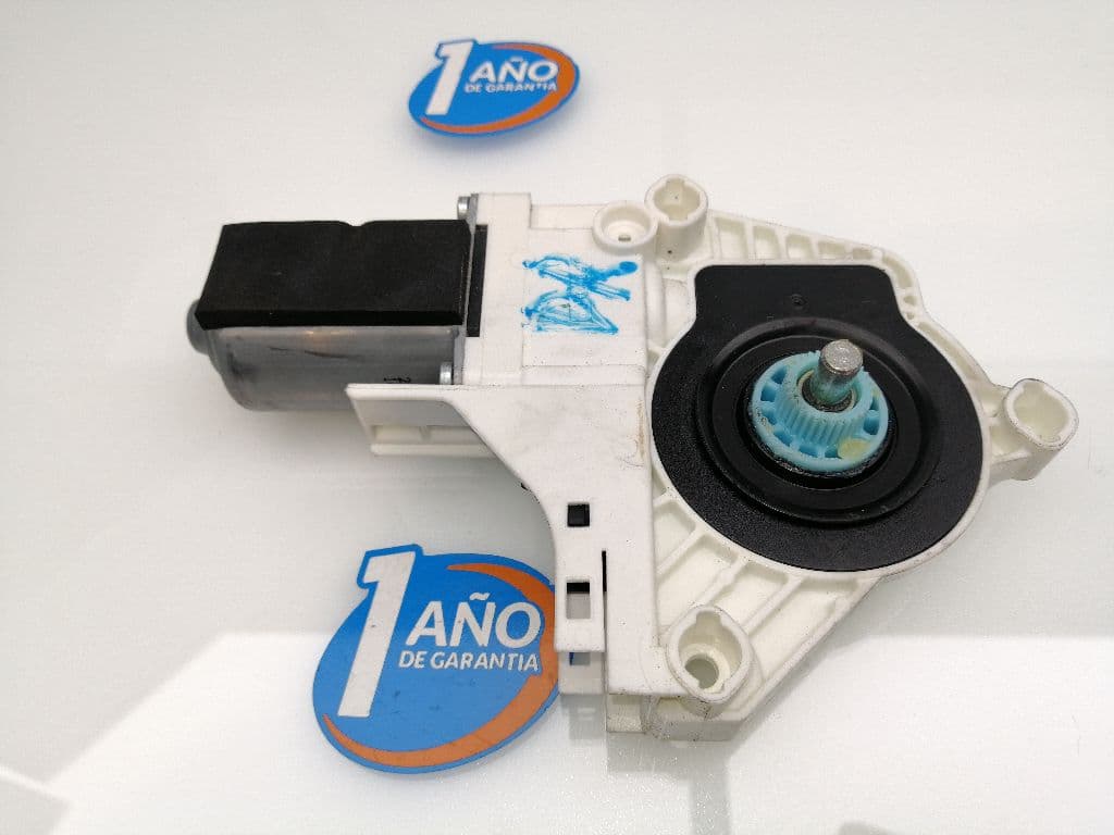 Motor elevalunas delantero derecho AUDI A4 BERLINA (8E) 4