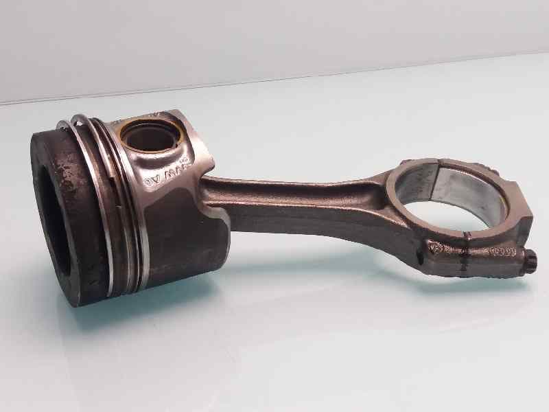 Piston AUDI A4 BERLINA (8E)