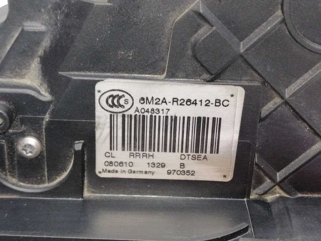 Cerradura puerta trasera derecha FORD MONDEO BER 3