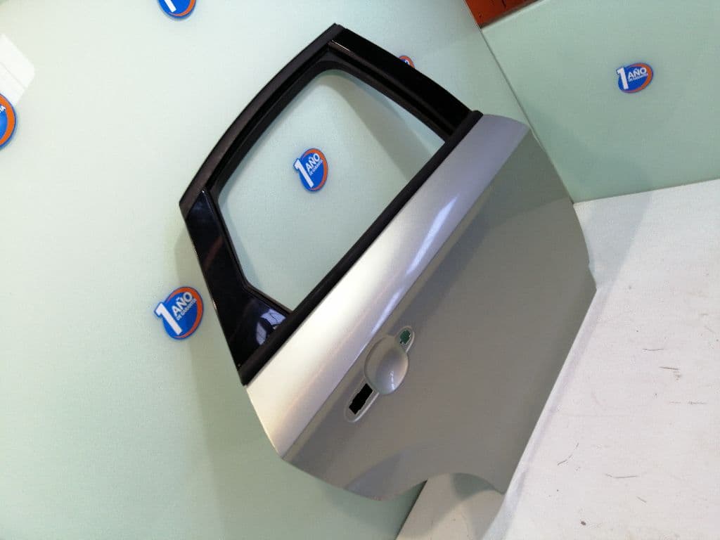 Puerta trasera derecha FORD MONDEO BER 3