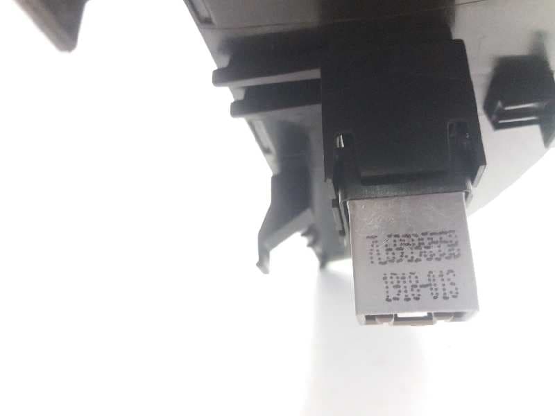 Mando elevalunas delantero derecho SEAT LEON (1P1) 5