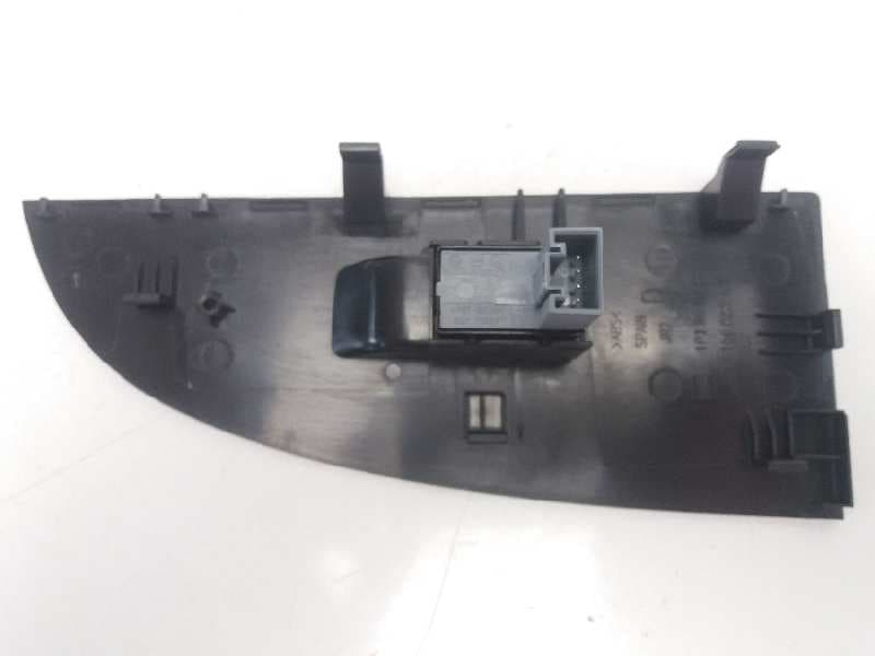 Mando elevalunas delantero derecho SEAT LEON (1P1) 3