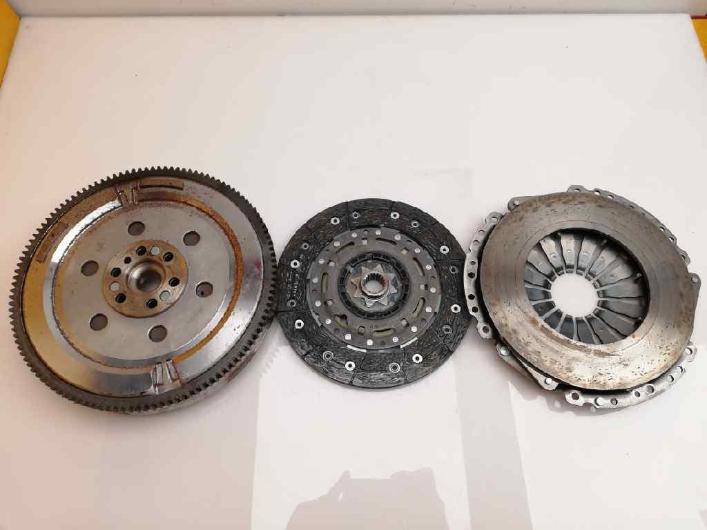 Kit embrague FIAT BRAVO (182)