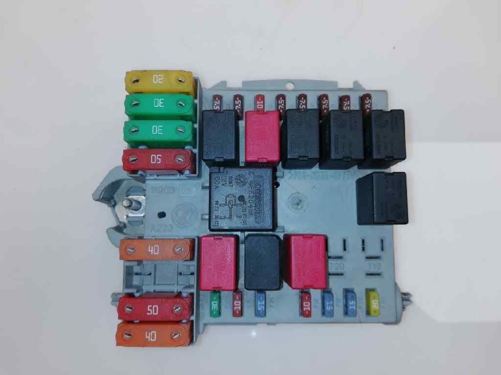 Caja reles / fusibles FIAT BRAVO (182)