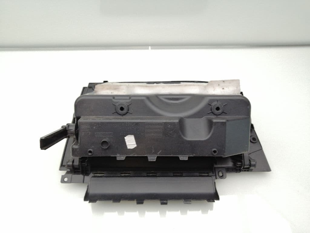 Guantera SEAT IBIZA SC (6P5) 3