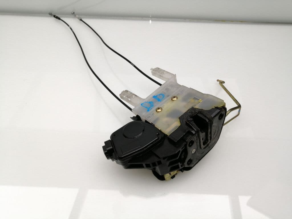 Cerradura puerta delantera derecha HYUNDAI TUCSON (JM)