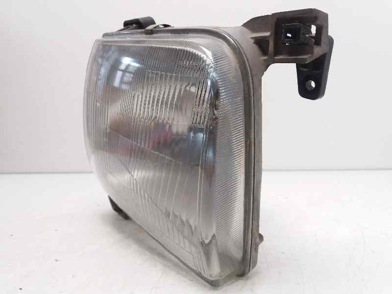 Faro derecho NISSAN PICK-UP (Y720) 5