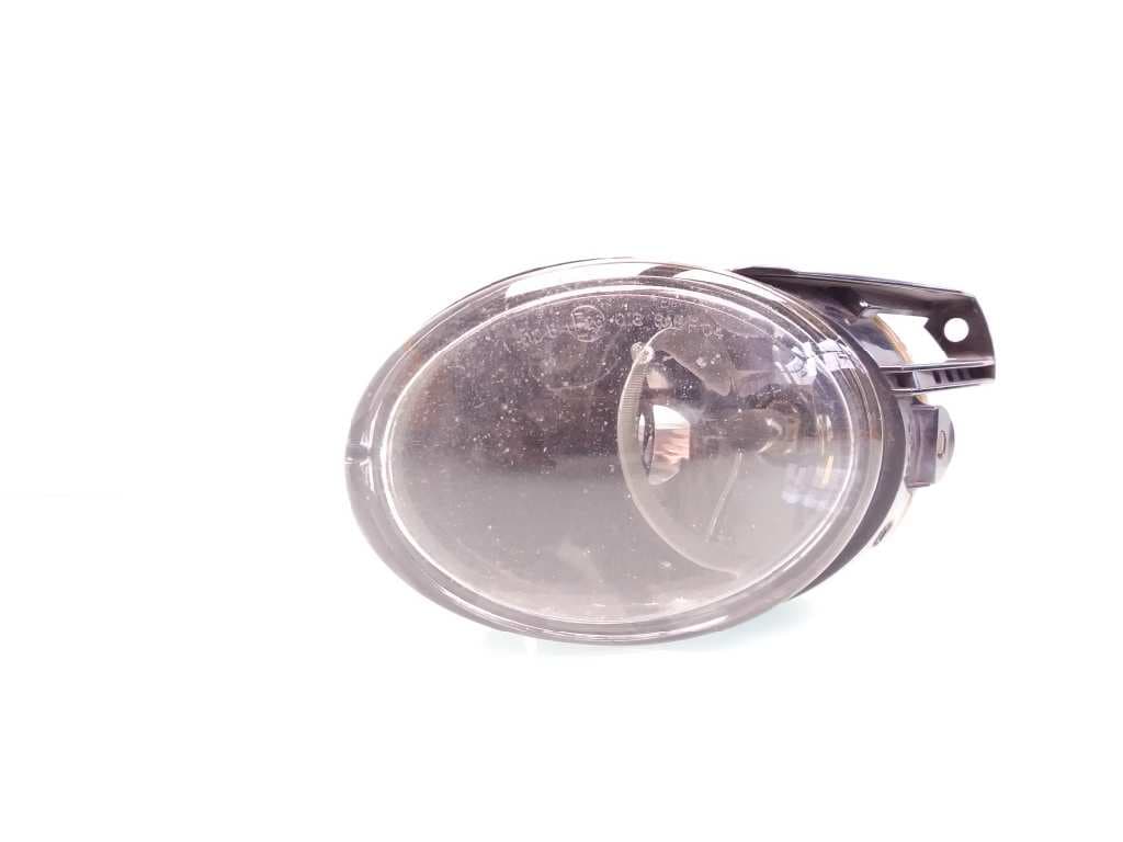 Faro antiniebla izquierdo VOLKSWAGEN PASSAT LIM