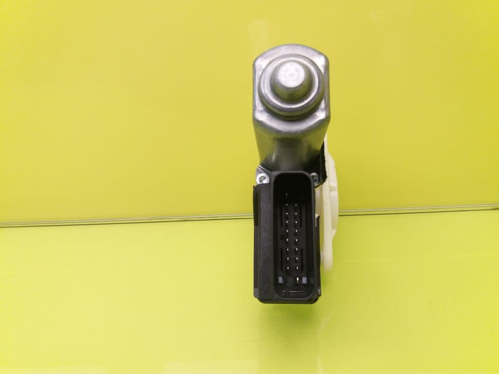 Motor elevalunas trasero derecho SEAT ALTEA (5P1) 5