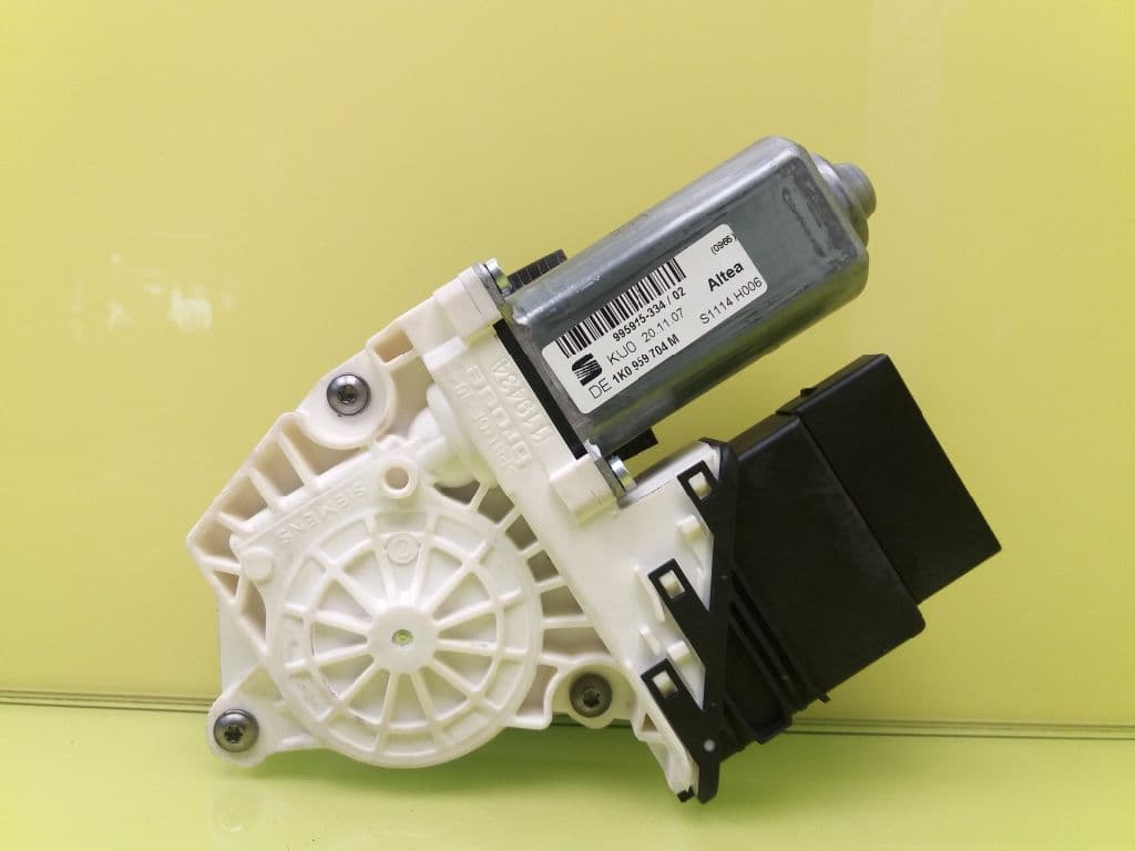Motor elevalunas trasero derecho SEAT ALTEA (5P1)