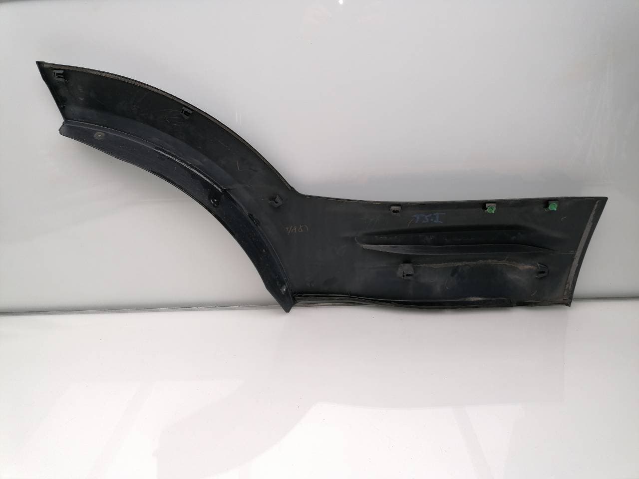 Aletin trasero izquierdo MITSUBISHI MONTERO (V60/V70) 5
