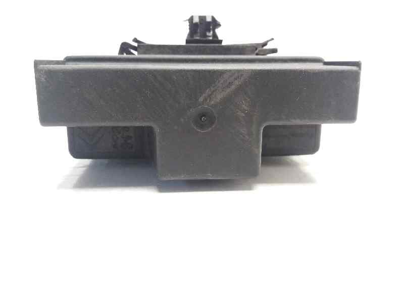 Caja precalentamiento CITROEN C3 2