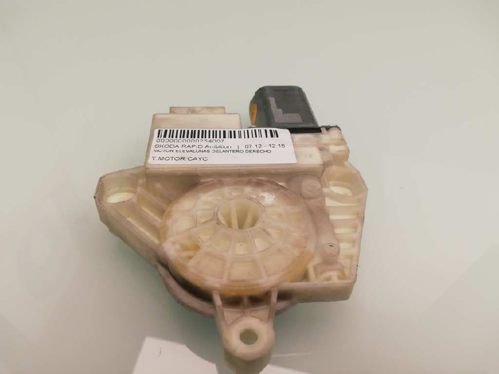 Motor elevalunas delantero derecho SKODA RAPID 4