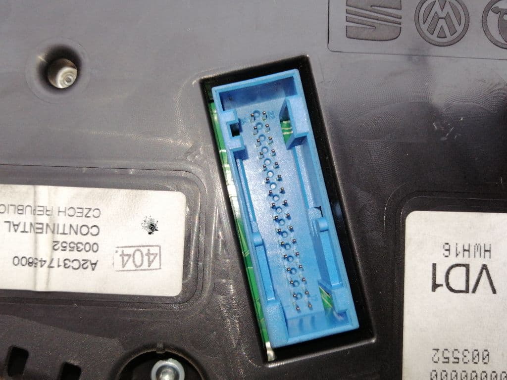 Cuadro instrumentos SKODA RAPID 5