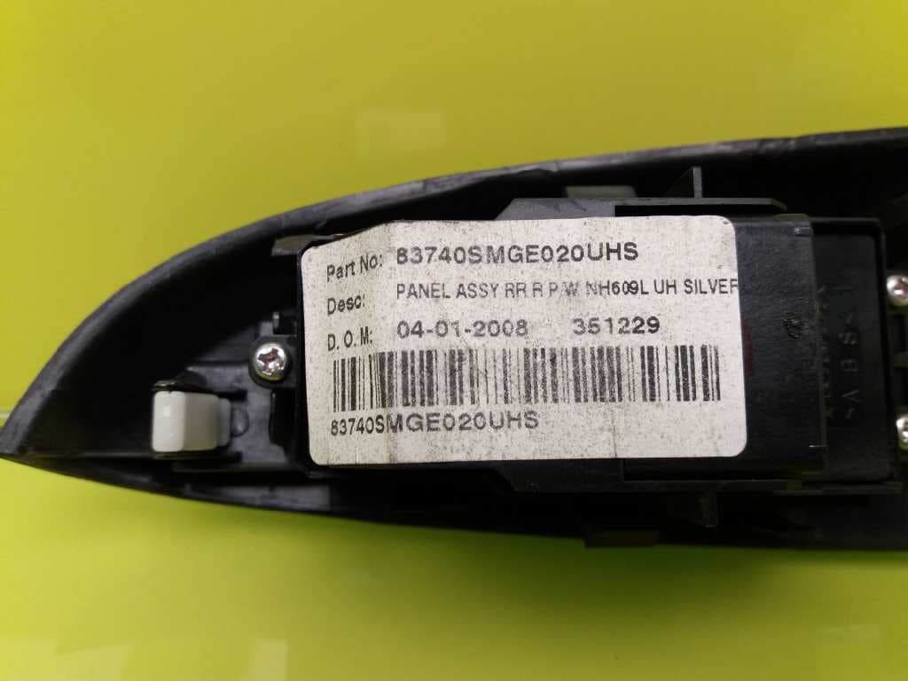 Mando elevalunas trasero derecho HONDA CIVIC BERLINA (FN) 5
