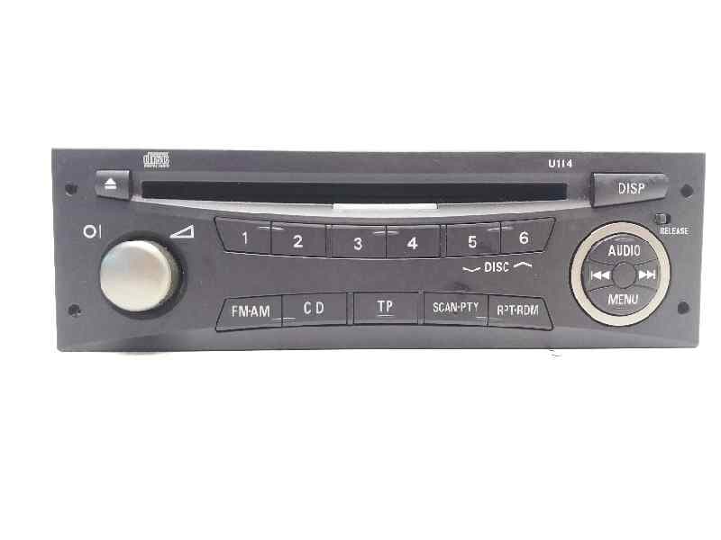Sistema audio / radio cd MITSUBISHI GRANDIS (NA0W)